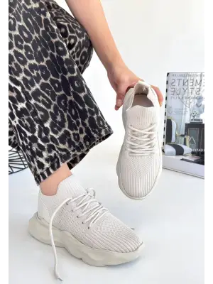 Omarı Konforlu Bej Spor Ayakkabı