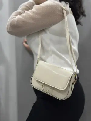 Omarı Doğal Deri Krem Renkli Çanta