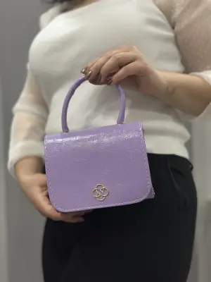 Omarı Eşsiz Tasarımlı Lila Cilt Krash Çanta