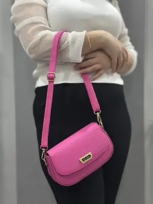 Omarı Yumuşak Deri Pembe Cilt Çantası