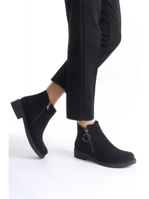 Omarı Rahat Tabanlı Süet Bayan Bot - Şık ve Konforlu Siyah Ayakkabı
