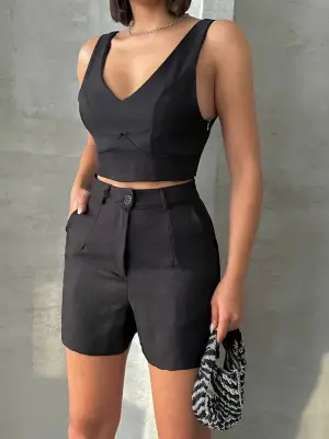 Omarı Rahat ve Şık Ketenden Şortlu Takım