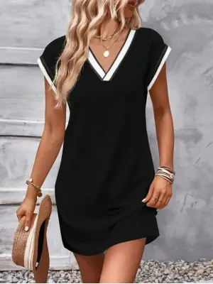 Omarı Şık Kadın Mini Elbise