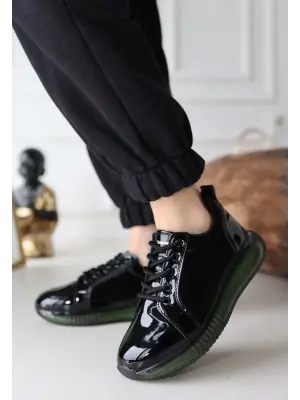 Omarı Siyah Rugan Yeşil Taban Spor Ayakkabı