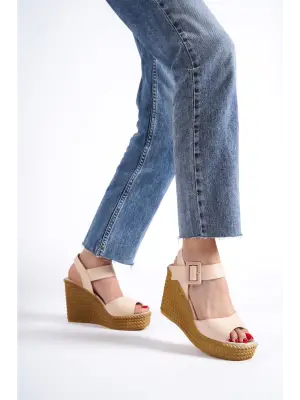 Omarı Rahat Tabanlı Perla Sandalet - Örgü Detaylı Bayan Ayakkabı