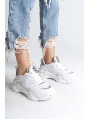 Omarı Rahat Tabanlı Bayan Spor Ayakkabı - Tabaan Triko Detaylı Beyaz/Gri