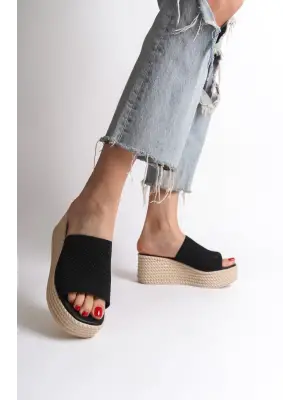 Omarı Triko Detaylı Dolgu Topuklu Rahat Bayan Terlik - Siyah