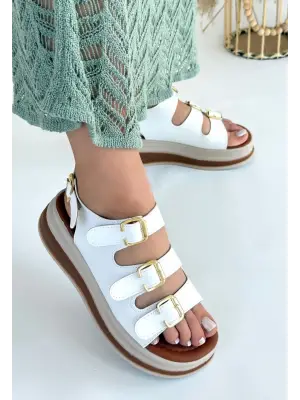 Omarı Rahatlığıyla Öne Çıkan Beyaz Cilt Sandalet