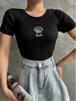 Omarı Zarif Nakış Detaylı Bluz