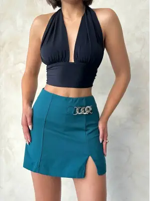 Omarı Petrol Yeşili Zincir Detaylı Şort Etek