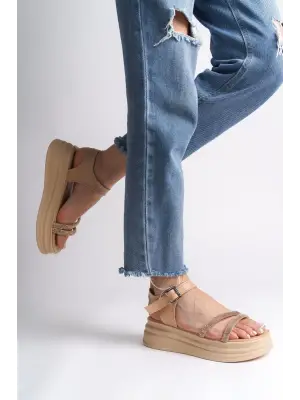 Omarı Kalın Tabanlı Taşlı Rahat Sandalet - Tabaan Bayan