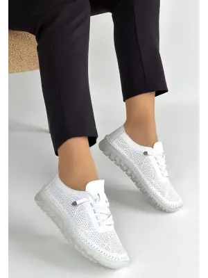 Merja Beyaz Deri Bağcıklı Spor Ayakkabı