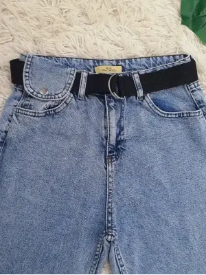 Omarı Çıt Çıt Detaylı Kot Pantolon - Açık Mavi