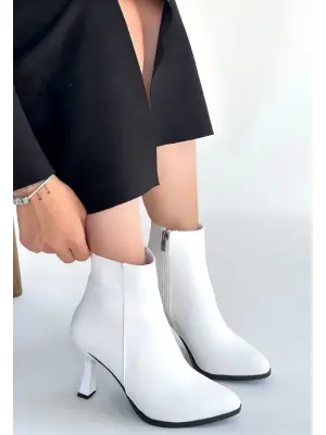 Mişha Beyaz Cilt Topuklu Bot