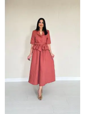 Omarı İnce Kemerli Fırfırlı Ceket ve Büzgülü Etek Takım