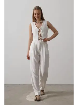 Omarı Şık ve Rahat Bağlamalı Yelek