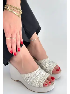 Moka Bej Triko Dolgu Topuk Terlik