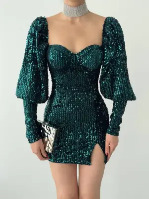 Omarı Şık Vücut Saran Siyah Elbise