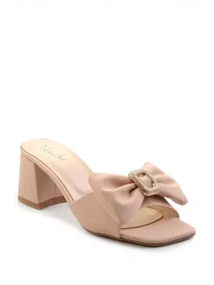 Bej Cilt Topuklu Terlik Kadın Giyim