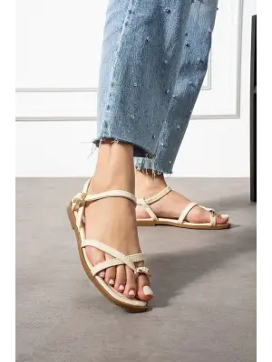 Bej Cilt Kemerli Sandalet Kadın Ayakkabı