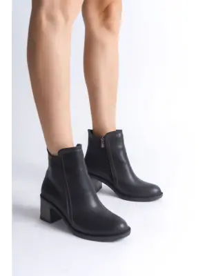 Omarı Fermuarlı Rahat Tabanlı Siyah Bayan Bot