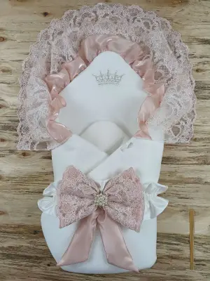 Omarı İnci ve Dantel Detaylı Gül Kurusu Battaniye