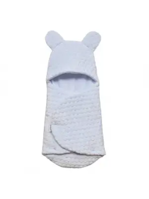 Omarı Kabartmalı Mavi Kundaklı Bebek Battaniyesi