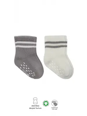 Omarı Kaymaz Tabanlı Çemberli Çorap Seti