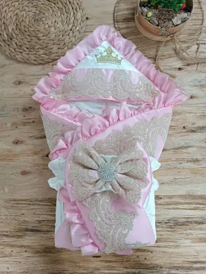 Omarı Lüks Kelebek Desenli Yenidoğan Bebek Battaniyesi - Pembe