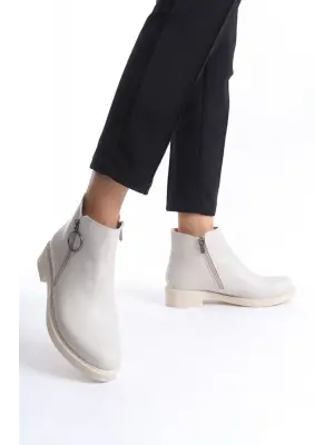 Omarı Rahat Tabanlı Fermuarlı Bayan Bot - Krem