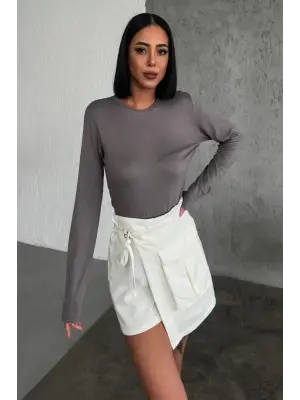 Omarı Rahat ve Şık Uzun Kollu Penye Body Füme