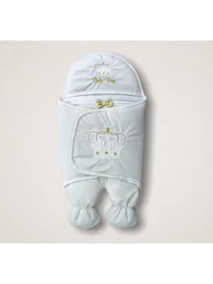 Omarı Taç Nakışlı Yenidoğan Erkek Bebek Kundak