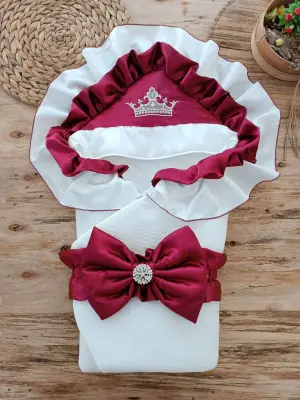 Omarı Yenidoğan Lüks Kelebek Taç Nakışlı Battaniye Bordo