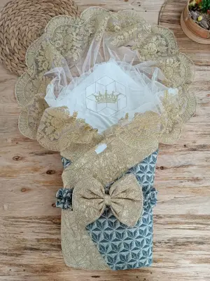 Omarı Yenidoğan Piramit Desenli Güpürlü Bebek Battaniyesi Gold Trendi