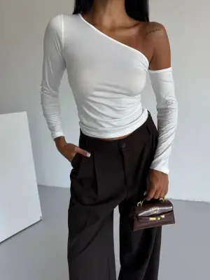 Omuz detaylı kollu bluz beyaz f2336