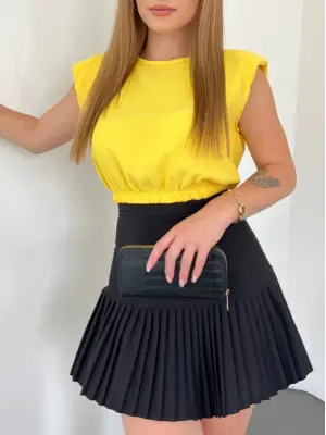 Omarı Omuzları Vatkalı Beli Lastikli Sarı Bluz