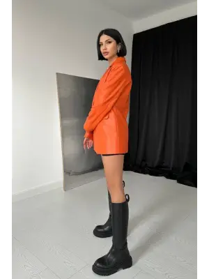 Omarı Deri Ceket - Zamansız Tarz ve Şıklık