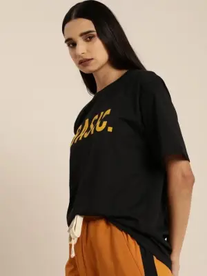 Omarı Siyah Baskılı Eğlenceli T-shirt