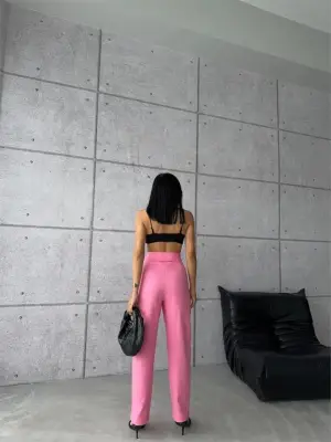 PANTOLON KAPALI CEP 3 DÜĞME DETAYLI - Pembe