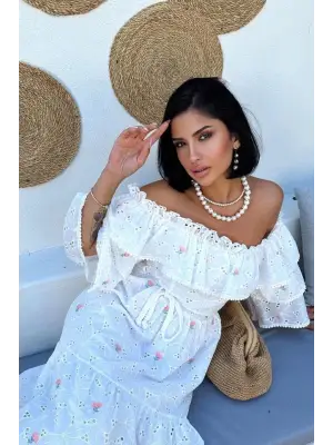 Omarı Pembe Brode Elbise Omuzları Lastikli