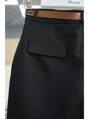 Omarı Siyah Pileli Cepli Bilek Pantolon Modası