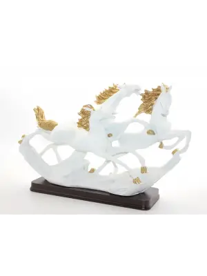 Polyester 3lü Şahlanmış At Figürü