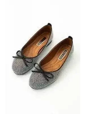 Omarı Siyah Saten Babet Ayakkabı - Şık ve Rahat Tasarım