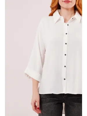 Omarı Rahat Kalıp Beyaz Gömlek - Şık ve Konforlu Stil Önerisi