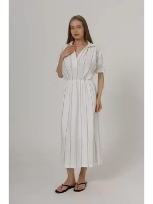 Omarı Zarif Beli Lastikli Beyaz Elbise