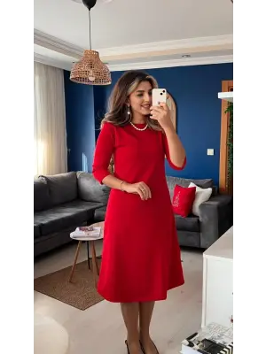 Omarı Şık Midi Krep Elbise