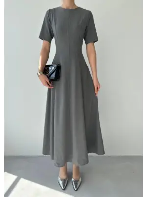 Omarı Kadife Pliseli Midi Elbise