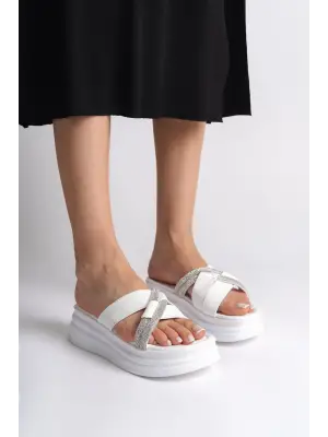 Beyaz Düz Topuklu Taşlı Çapraz Şeritli Ayakkabı Kadın Terlik