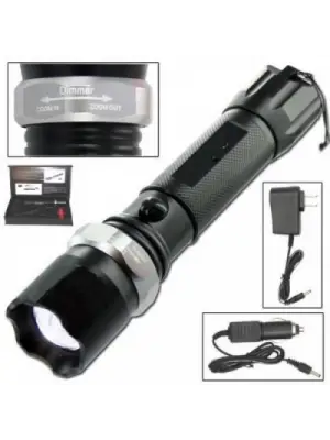 Omarı Güçlü Işık Sunan Şarjlı El Feneri