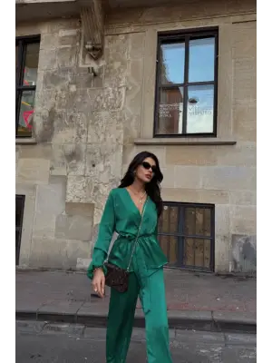 Omarı Yumuşak Saten Takım - Yeşil